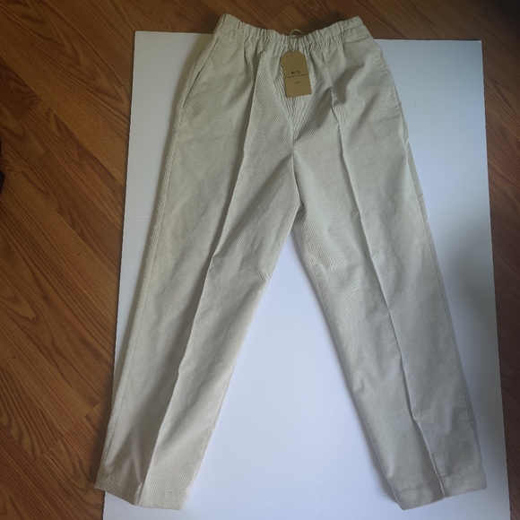 Nico's, Nicholson & Nicholson Elasticated Cream Pants, size 40 - Picture 2 of 16